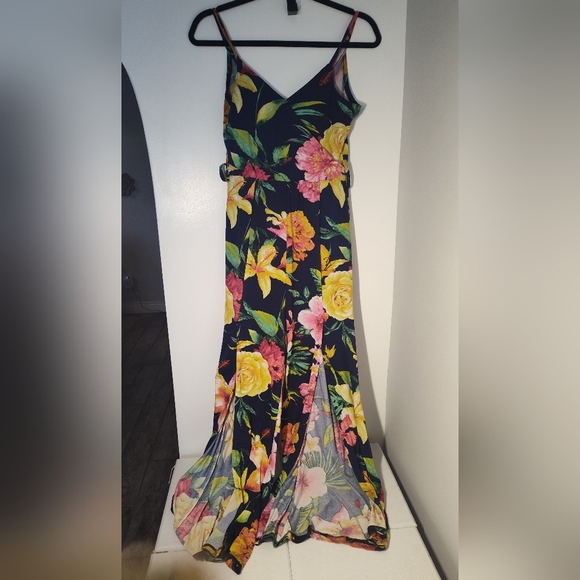 Floral Jumpsuit Black with Multicolor Flowers Size S #650 - Picture 1 of 2